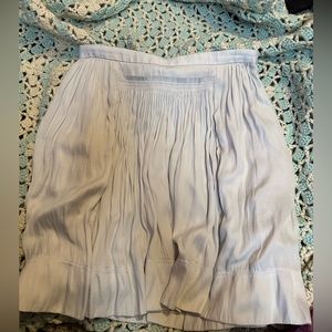 White banana republic white skirt with ruffle detail